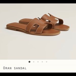 Authentic NEW in box Hermes Oran sandles size 39.